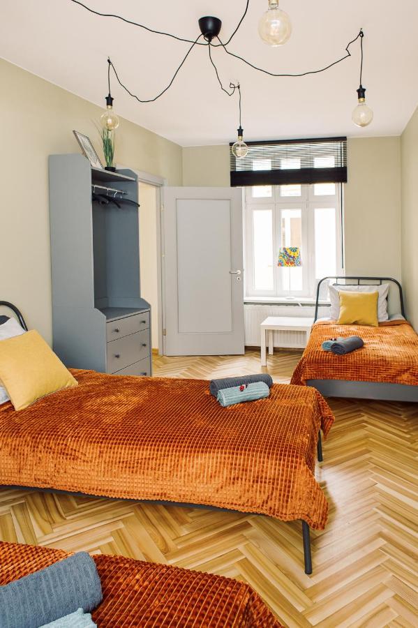 Elvis Apartment/11 Beds/6 Bedrooms/Riga Old Town Eksteriør billede
